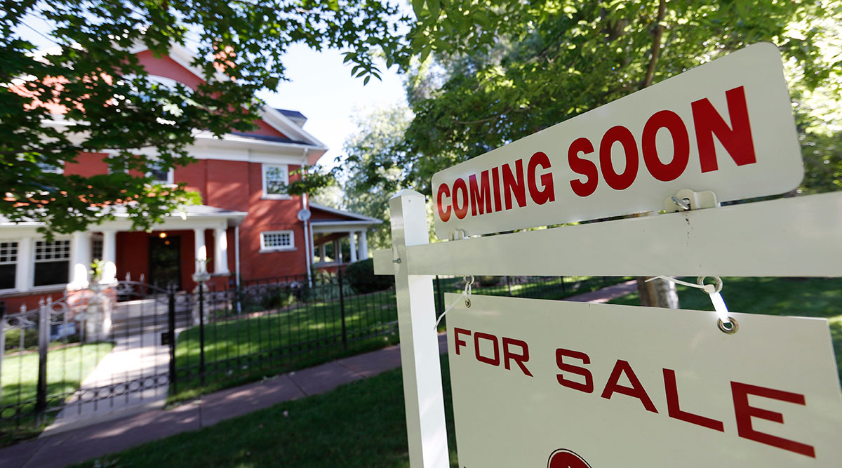 US Home Sales Fell in September to Slowest Pace in Three Years ...