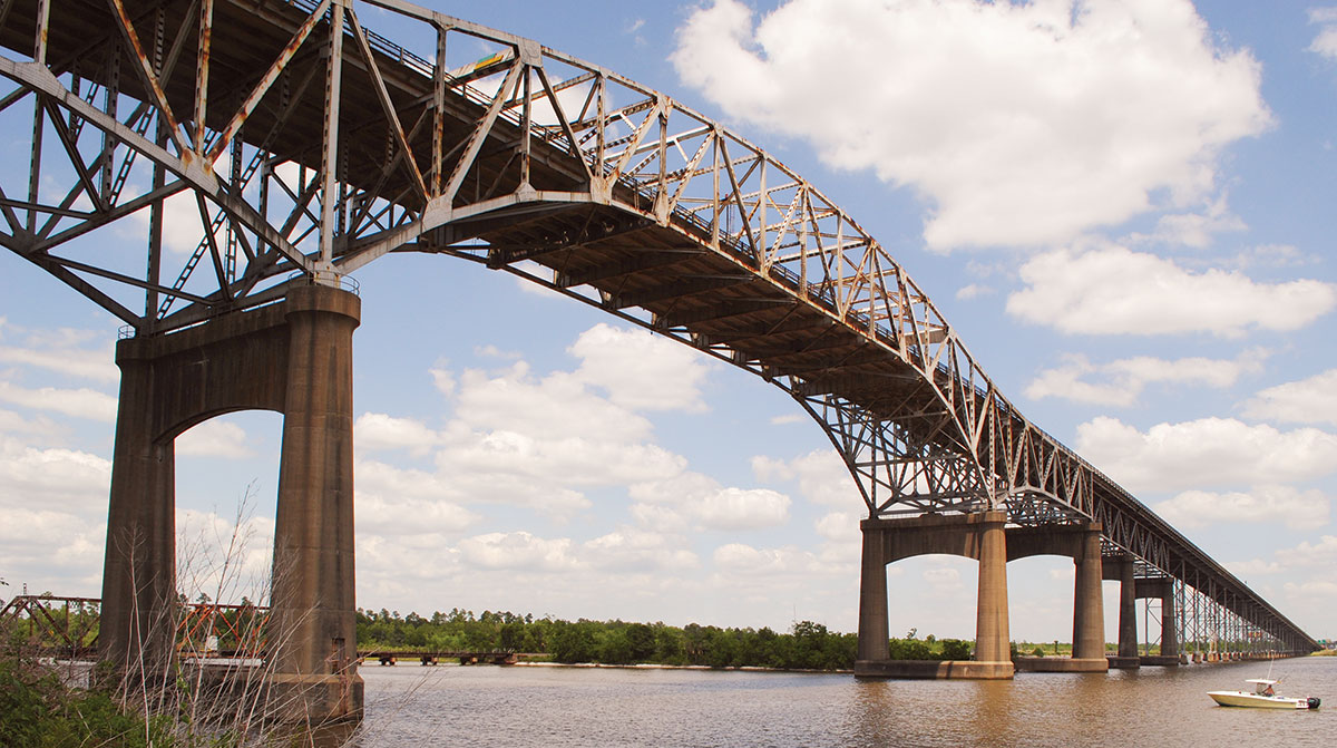 Louisiana Truckers Battle Proposed Bridge Toll 