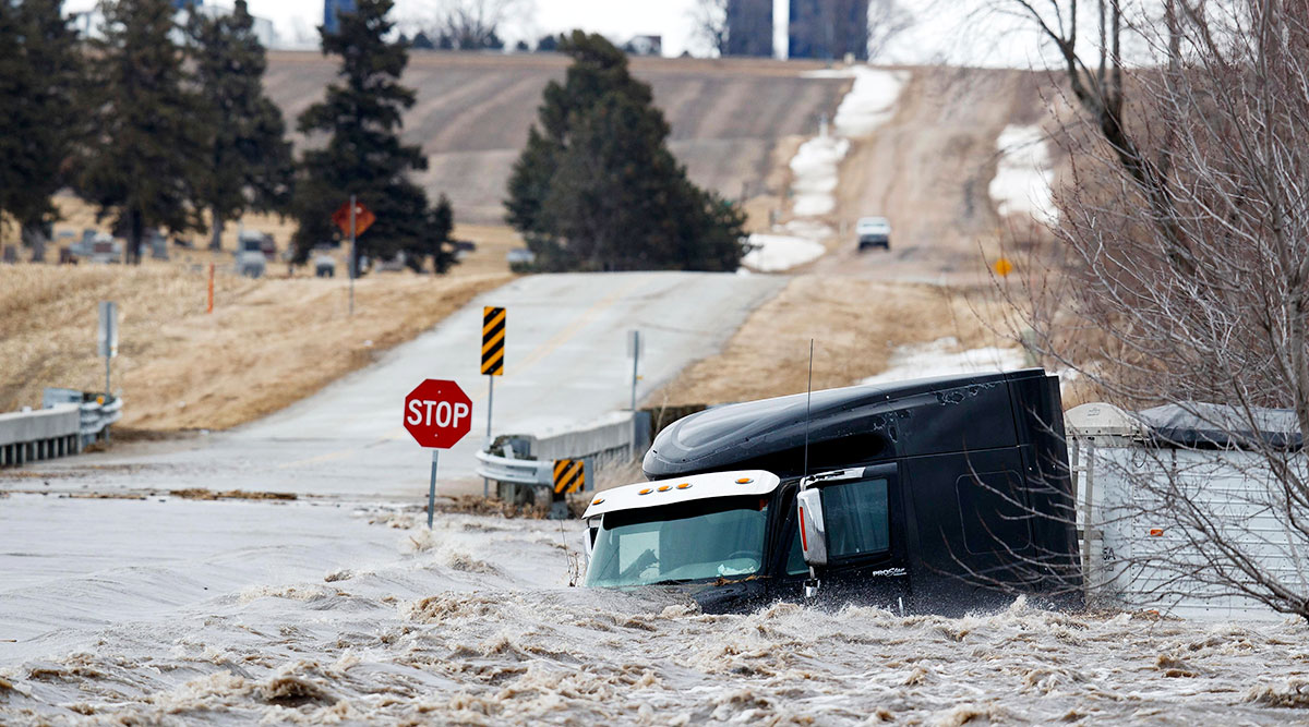 North Dakota Interstates Closed; Heavy Rain Causes Flooding in Midwest