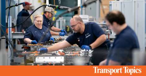 US Added a Strong 227,000 Jobs in November | Transport Topics