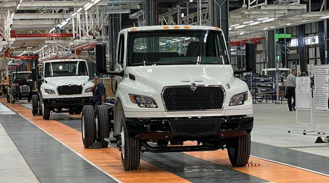 Navistar eMV Series truck