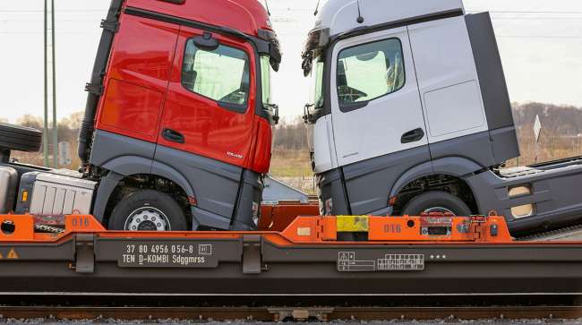 Daimler trucks