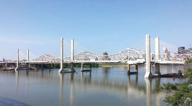 Abraham Lincoln Bridge in Louisville