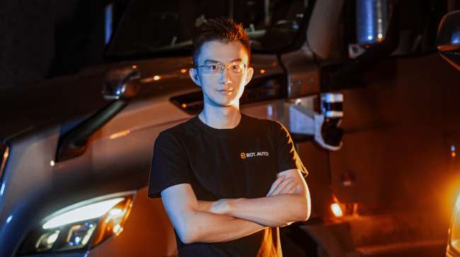 Ex-TuSimple CEO Hou Re-Enters Autonomous Trucking Fray - TT