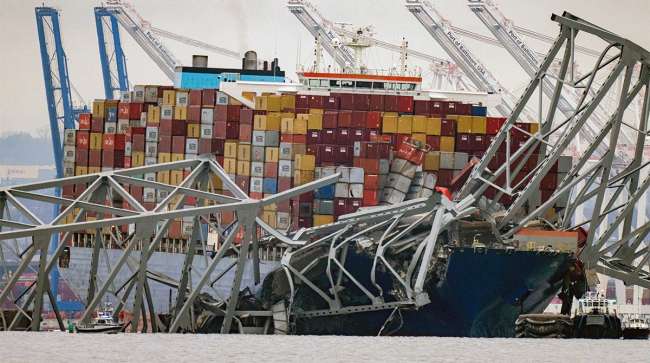 Baltimore bridge damage