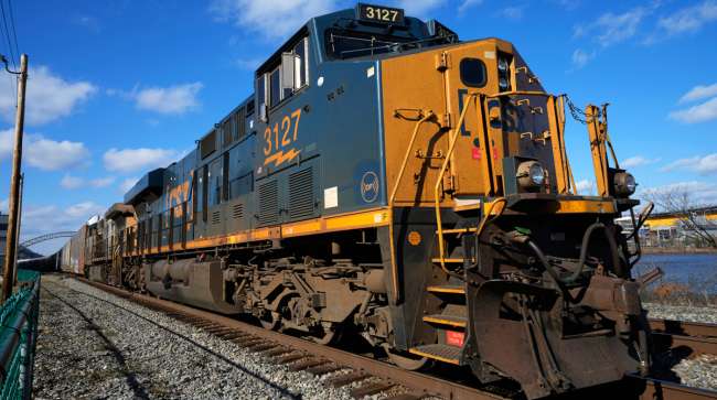 CSX train