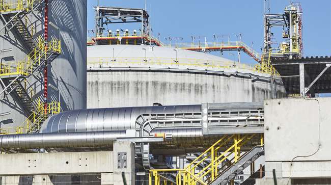 LNG storage tank