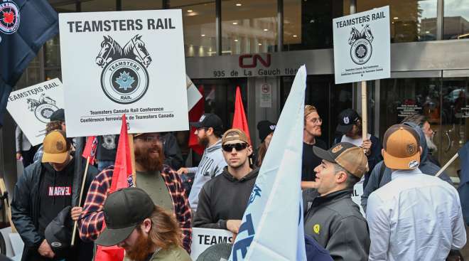 CN picket line