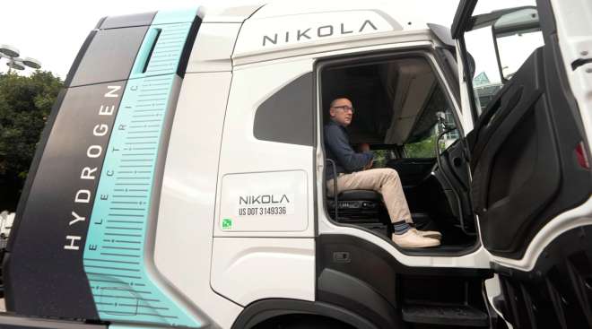 Stephen Girsky in Nikola truck