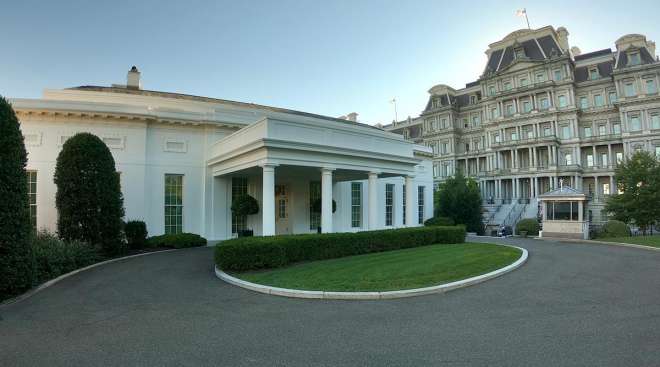 White House and Eisenhower Executive Office Building